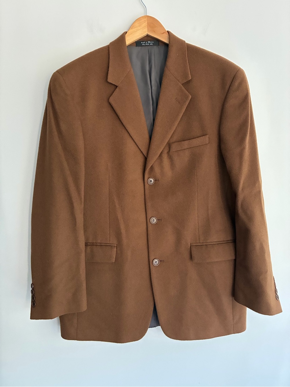 Andrew Fezza Classic Brown Three-Button Blazer M